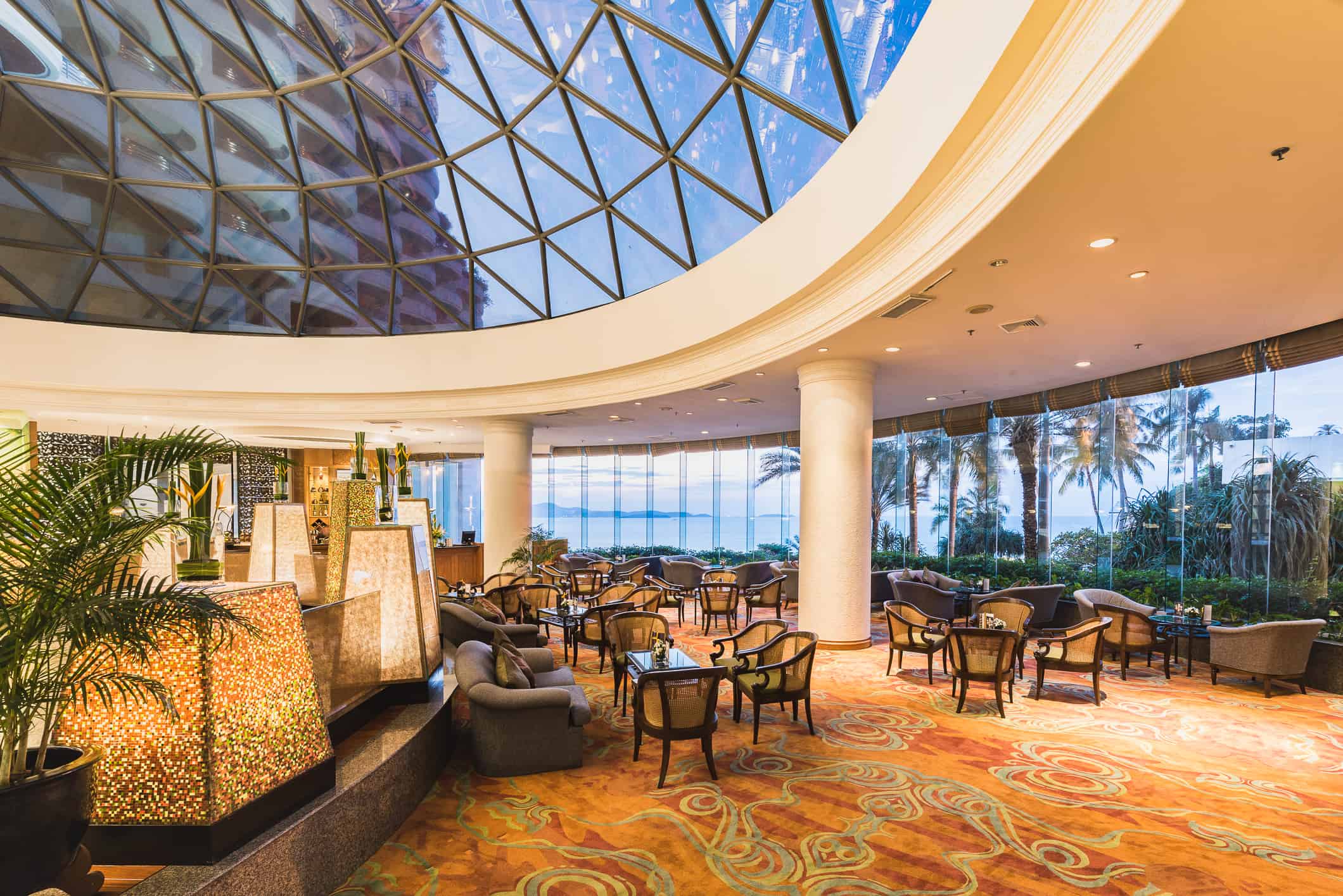 The-Bar-at-Grand-Hotel-01