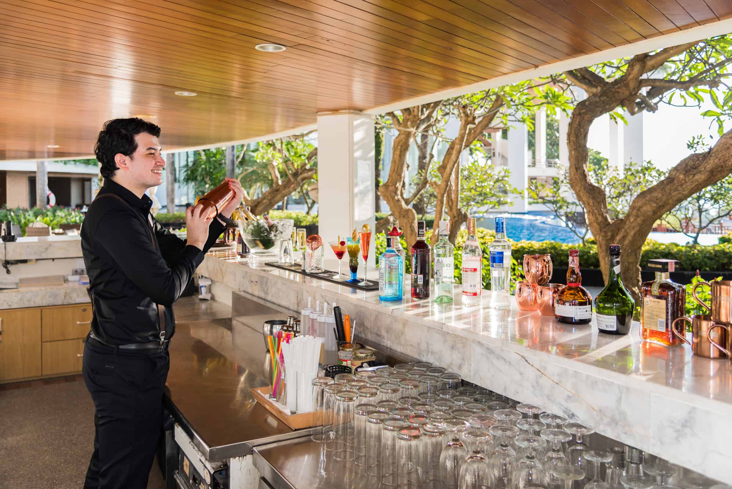 The Bar-Infini Grand-01