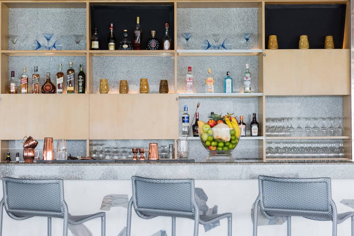 tikki beach bar in pattaya at royal cliff hotels group