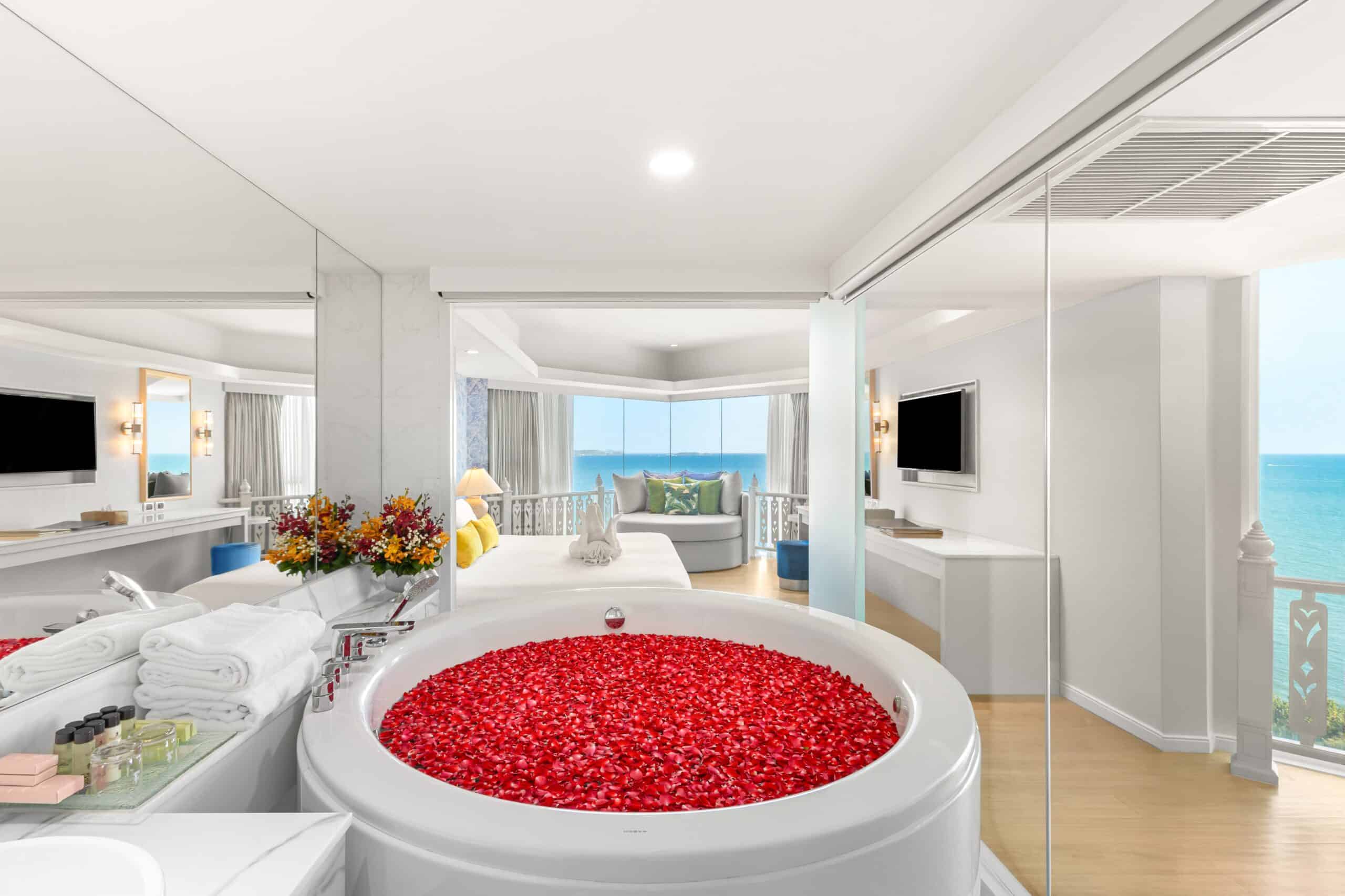 RC_Theme Suite 2 Bedrooms - 01-min