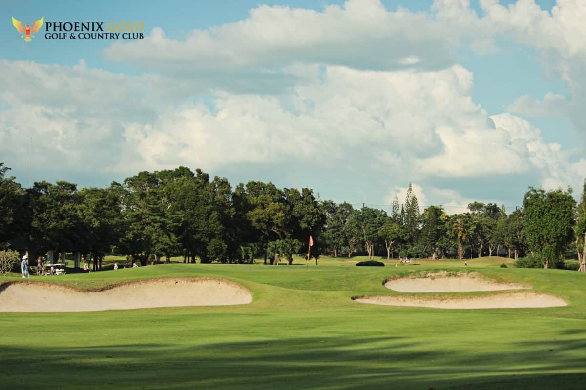 phoenix gold golf course in pattaya